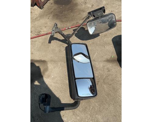 VOLVO VNM Mirror (Side View)