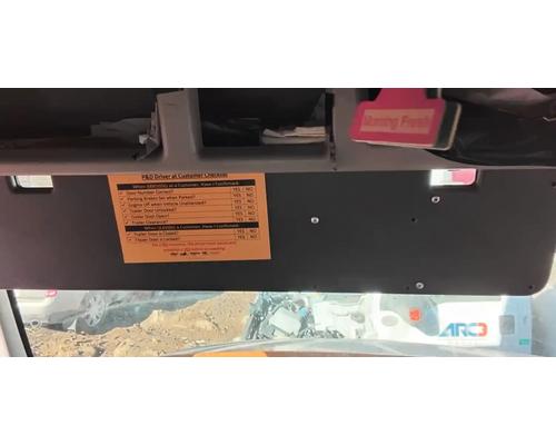 volvo-vnm-visor #1442470