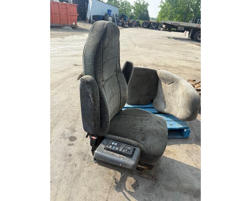 VOLVO VNM Seat, Front