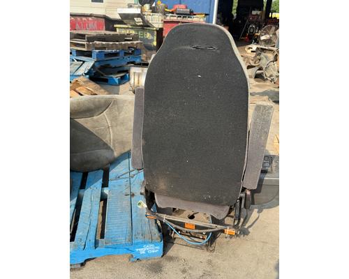 VOLVO VNM Seat, Front
