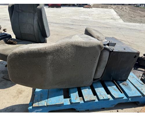 VOLVO VNM Seat, Front