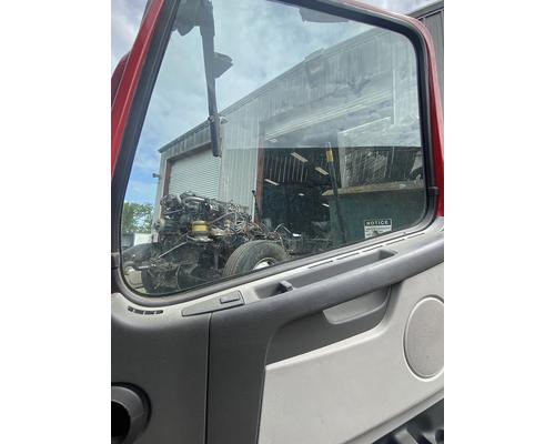 volvo-vnm-windshield #1328897
