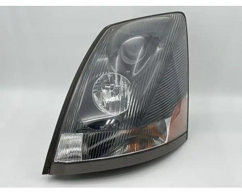 volvo-vn-headlamp-assembly #1377413