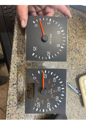VOLVO  Gauges (all)