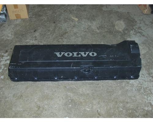 VOLVO  Valve Cover