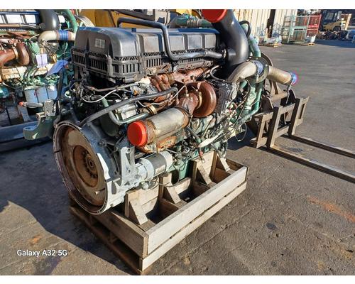 Volvo D13 425 Engine Assembly