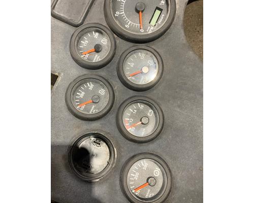 WESTERN STAR TR 4700 Instrument Cluster