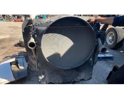 WESTERN STAR TR 4700 Radiator