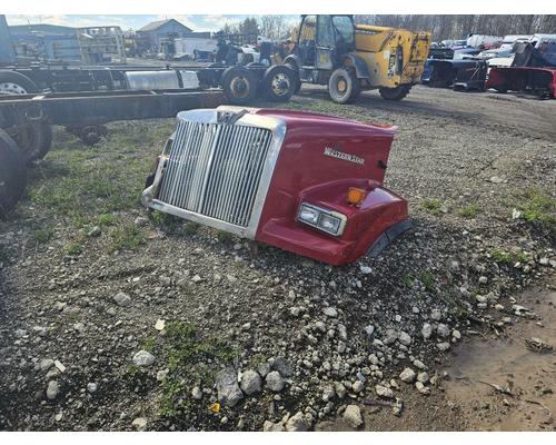 WESTERN STAR TR 4900-SA Hood