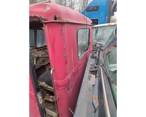 WESTERN STAR TR 4900 Cab or Cab Mount