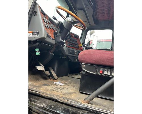 WESTERN STAR TR 4900 Complete Vehicle