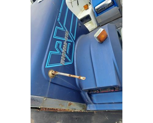 WESTERN STAR TR 4964-F Hood