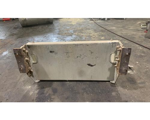 WESTERN STAR TR 4964 SX Battery Box