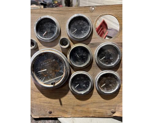 WESTERN STAR TR 4964 SX Instrument Cluster