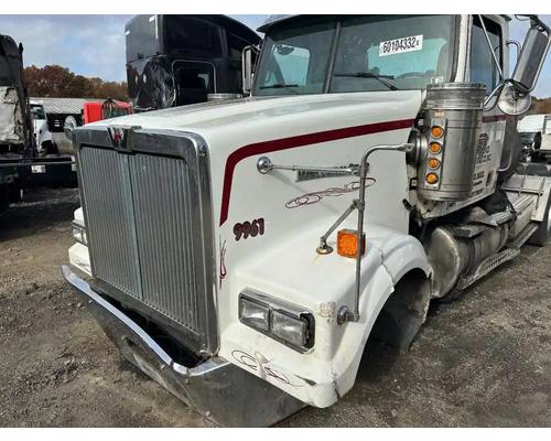 western-star-4900fa-hood #1337130