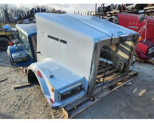 western-star-4900fa-hood #1443276