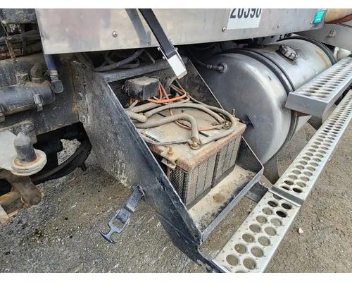 western-star-4900-battery-box #1429179