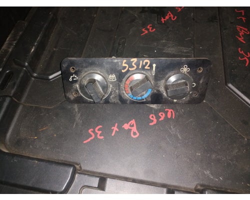 2001 Workhorse Custom Chassis P42 ECM (HVAC) For Sale by Crest Truck Parts