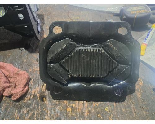 paccar T800 Engine Mounts