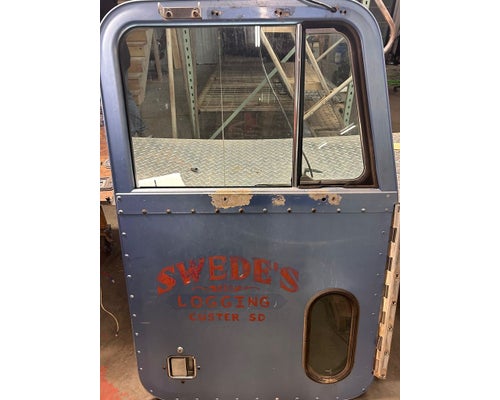 1992 Door Assembly, Front For Sale in Box Elder, SD – Hatch Trucking & Salvage Parts LLC