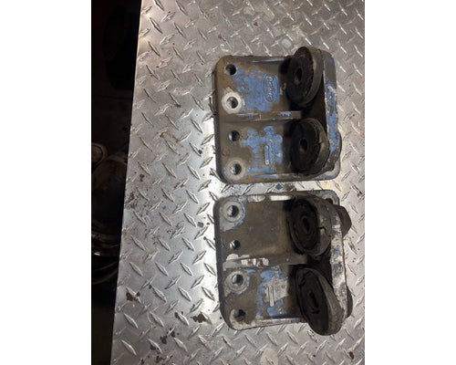 Engine Mounts For Sale in Box Elder, SD – Hatch Trucking & Salvage Parts LLC
