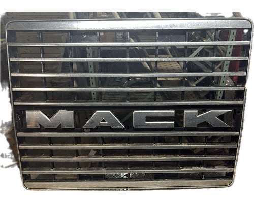 Grille For Sale in Box Elder, SD – Hatch Trucking & Salvage Parts LLC