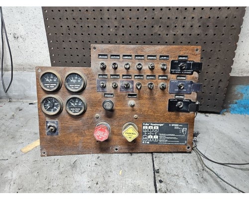 1987 Instrument Cluster For Sale by Brandywine Jersey Inc