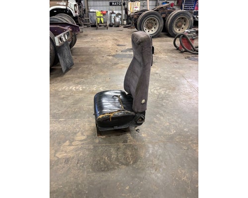 Seat, Front For Sale in Box Elder, SD – Hatch Trucking & Salvage Parts LLC