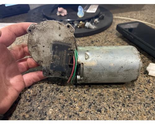   Wiper Motor, Windshield Transmission Linkage