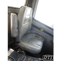 DTI Trucks Seat, Front FREIGHTLINER FL70