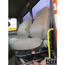 DTI Trucks Seat, Front FREIGHTLINER FL112