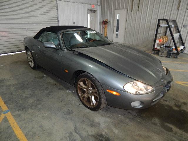 JAGUAR XK8