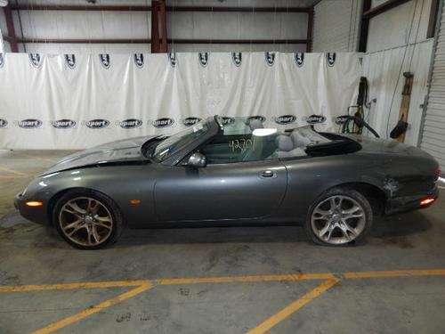 JAGUAR XK8