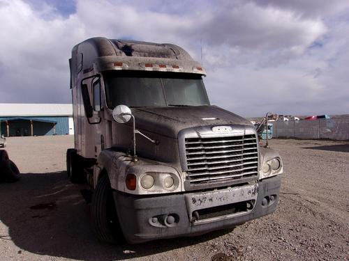 FREIGHTLINER CENTURY 120