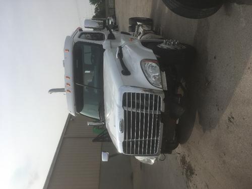 FREIGHTLINER CASCADIA 125