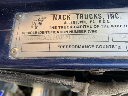MACK CL713