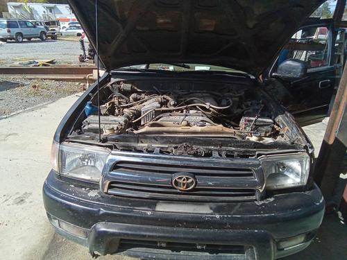 TOYOTA 4 RUNNER