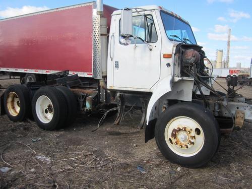 INTERNATIONAL 8200