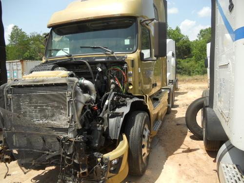 VOLVO VNL