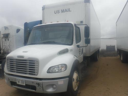 FREIGHTLINER M2-106