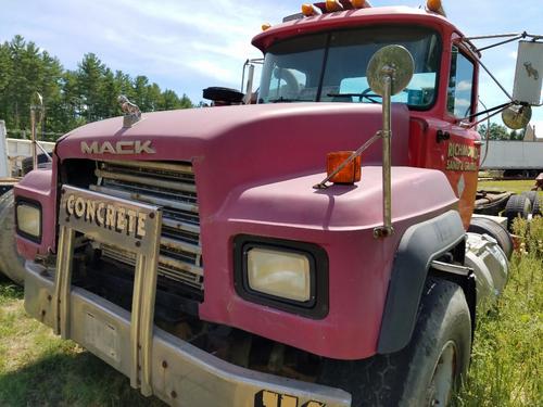 MACK RD688S