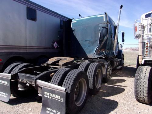 FREIGHTLINER COLUMBIA 120