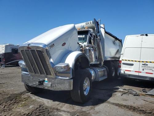 PETERBILT 389