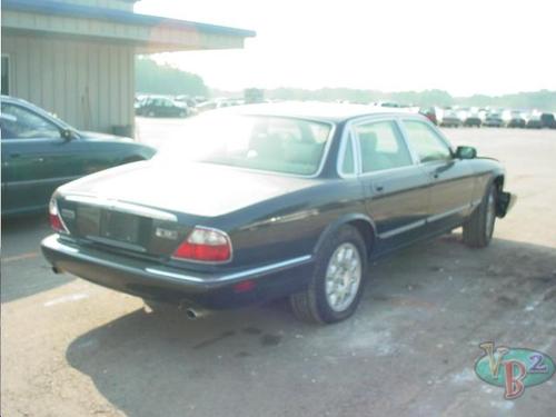 JAGUAR XJ8