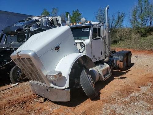 PETERBILT 389