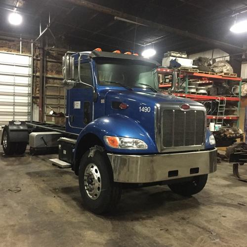 PETERBILT 337