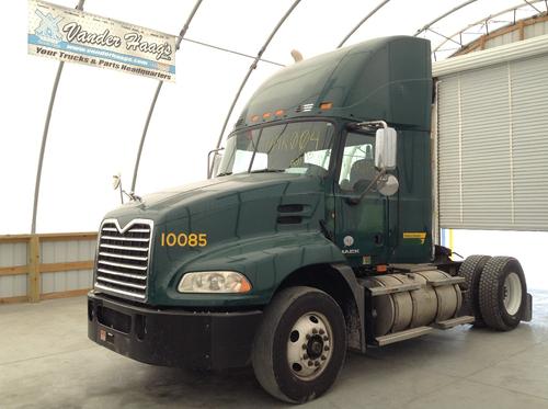 MACK CXU613