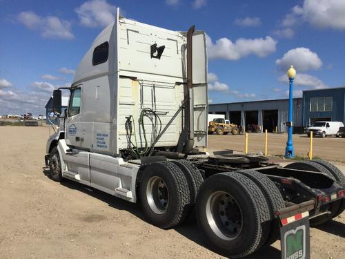 VOLVO VNL