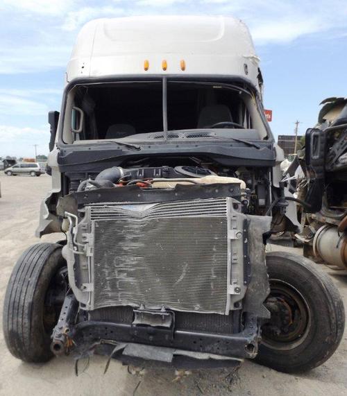 FREIGHTLINER CASCADIA 125