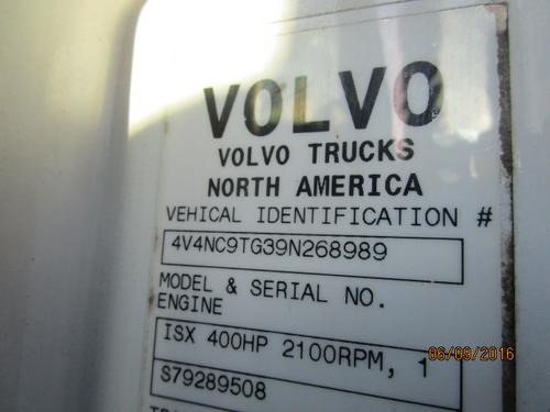 VOLVO VNL